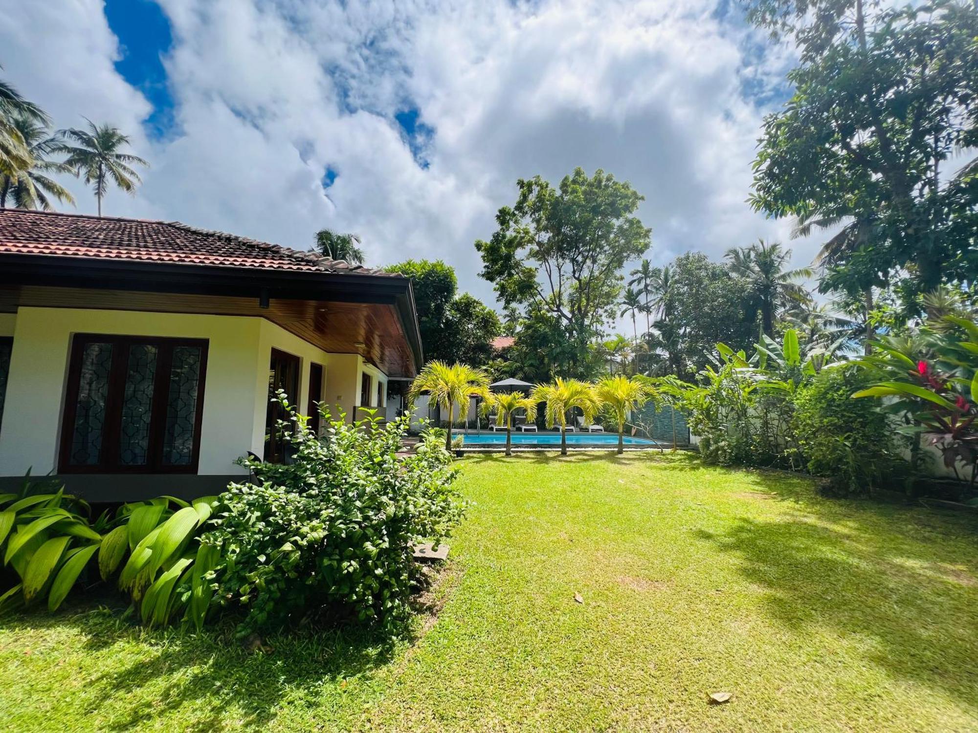 Jaya Villa ฮิกคาดูวา ภายนอก รูปภาพ